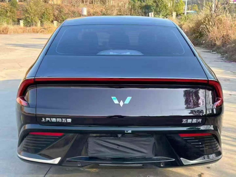 郑州24年五菱汽车星光8