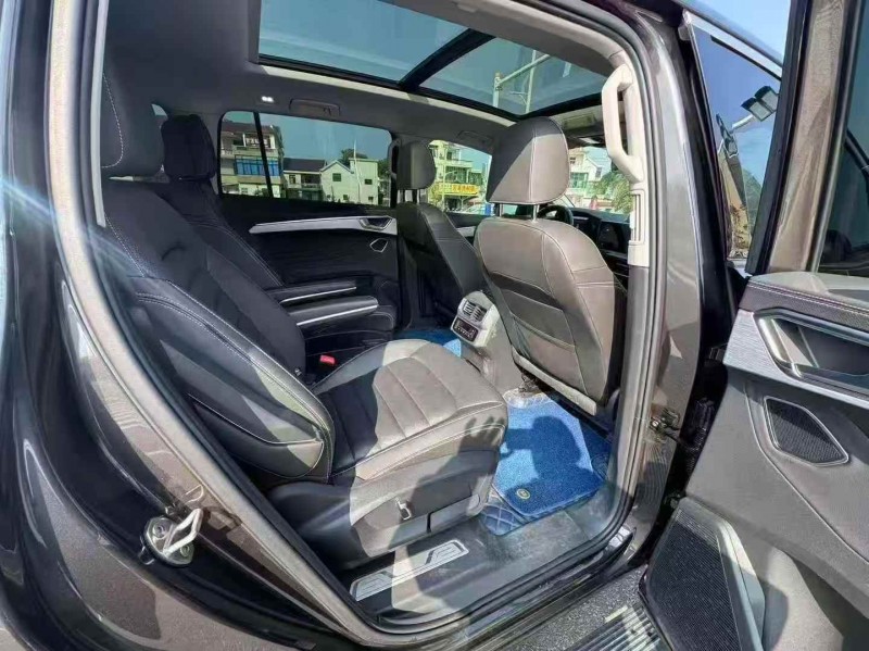 承德22年大众揽境5