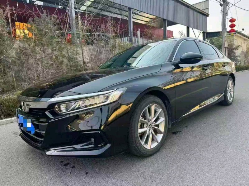 济宁21年本田雅阁2