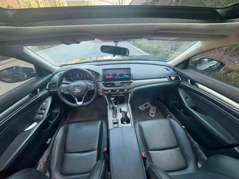 济宁21年本田雅阁4