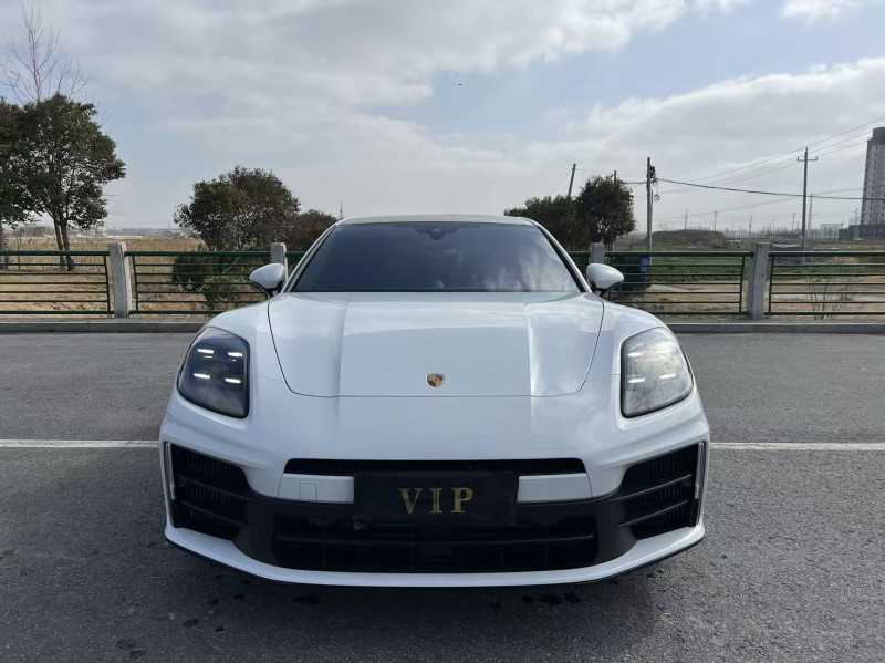 盐城25年保时捷帕拉梅拉1