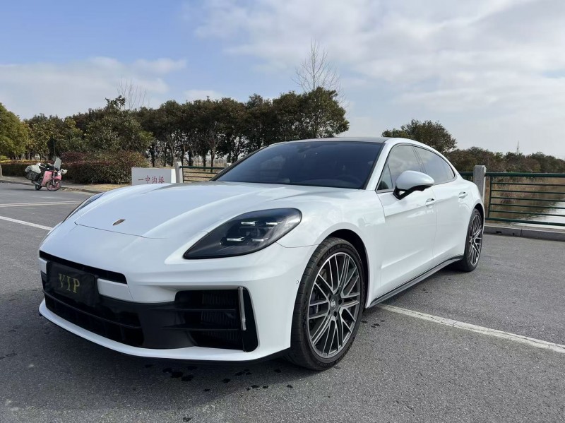 盐城25年保时捷帕拉梅拉3