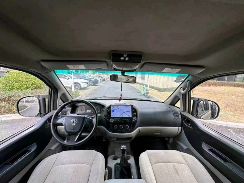 广州18年东风菱智6