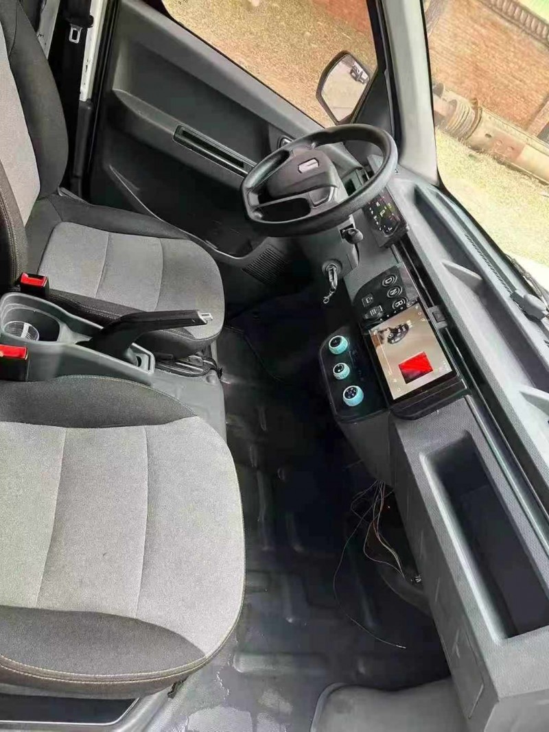 保定24年吉利星享4