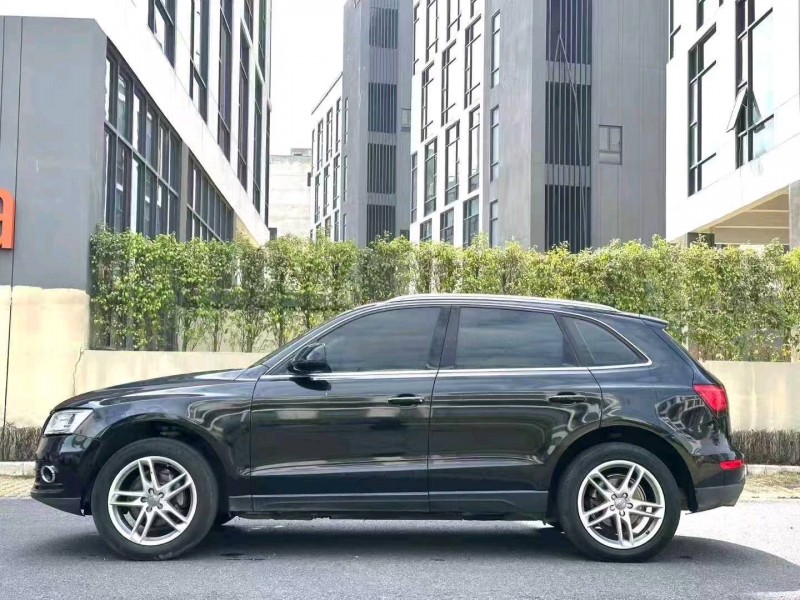 广州17年奥迪Q56