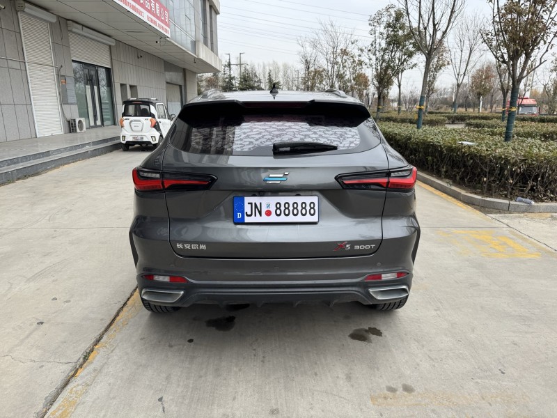 济宁21年长安汽车欧尚9