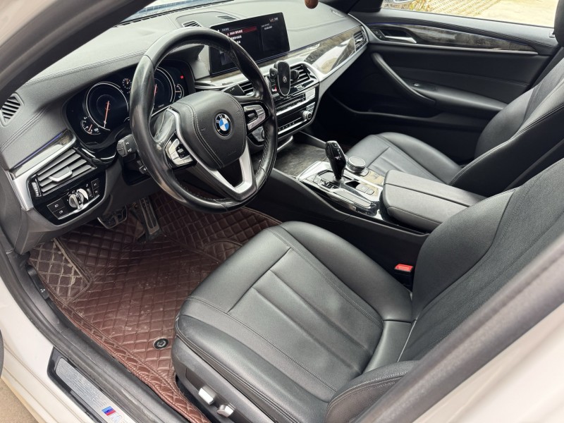 济宁18年宝马5系5