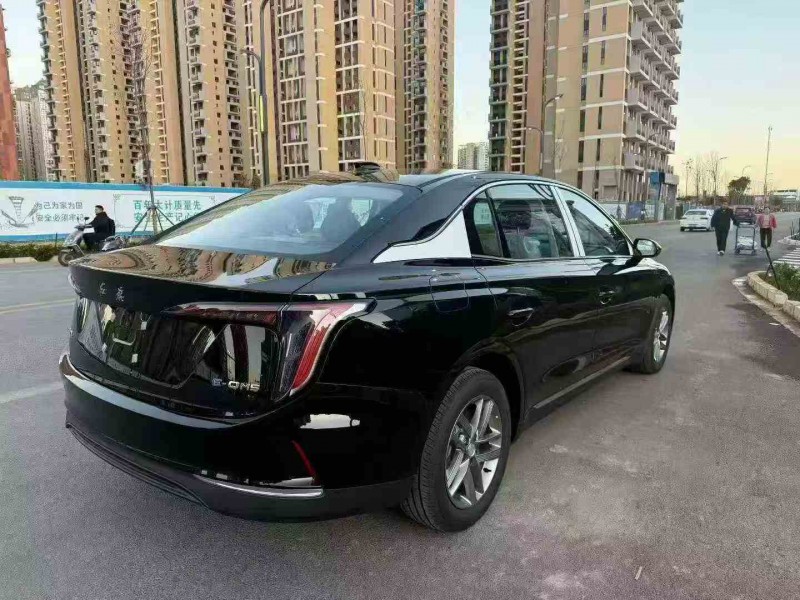 临沧25年红旗E-QM57