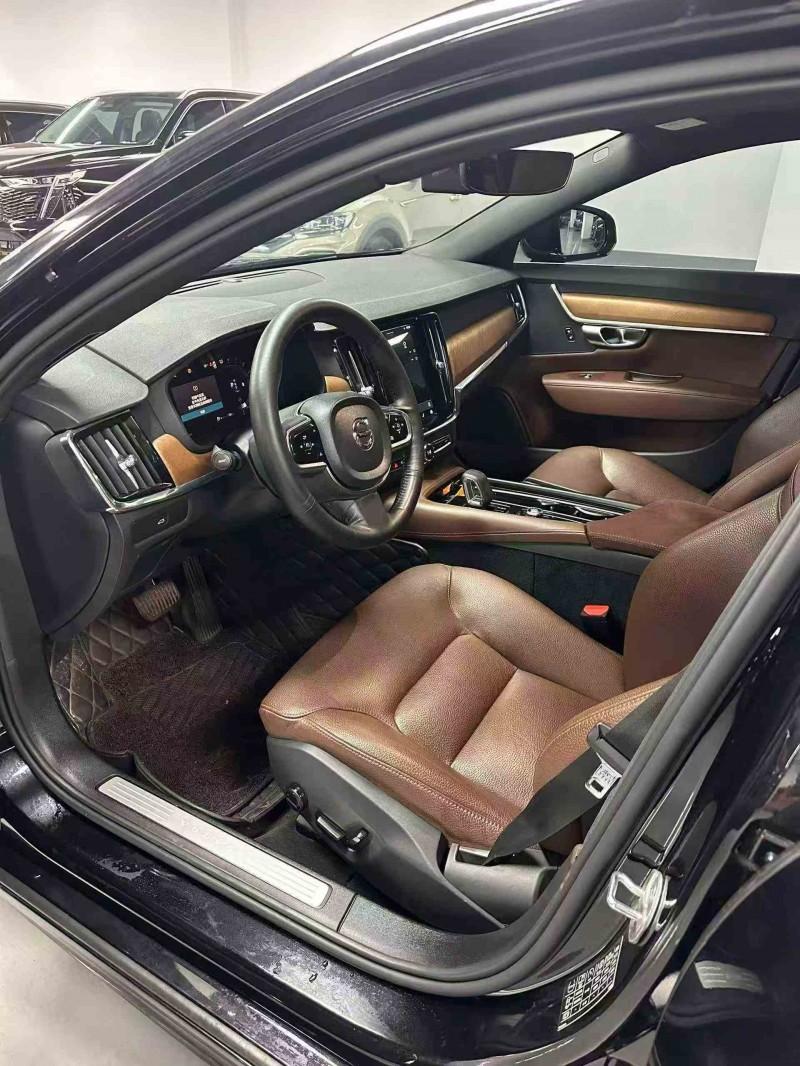 临沧22年沃尔沃S907