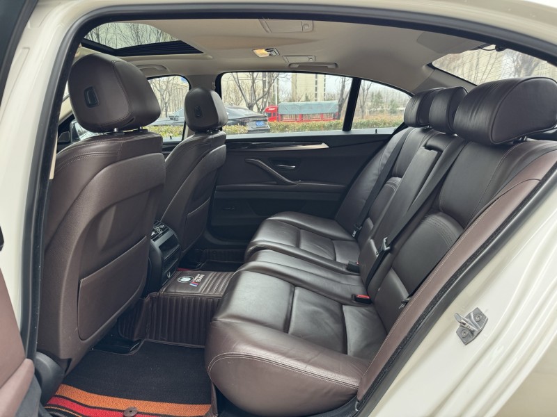 济宁15年宝马5系5