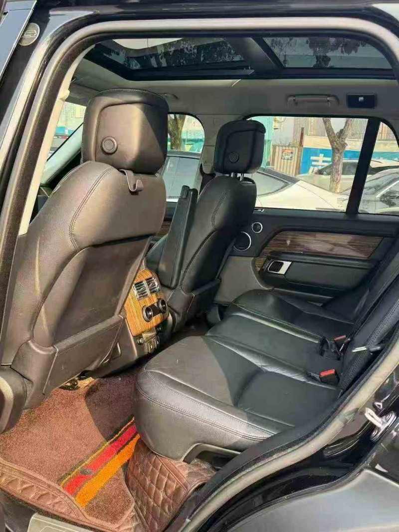 重庆19年路虎揽胜行政4