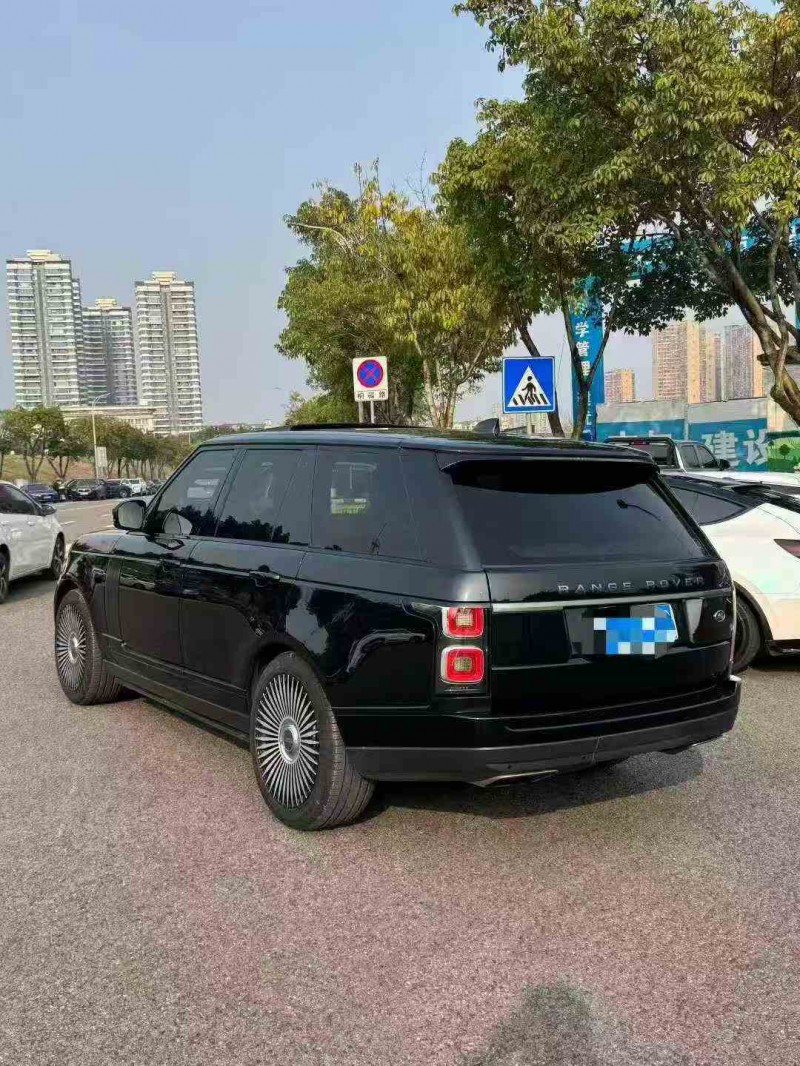 重庆19年路虎揽胜行政8