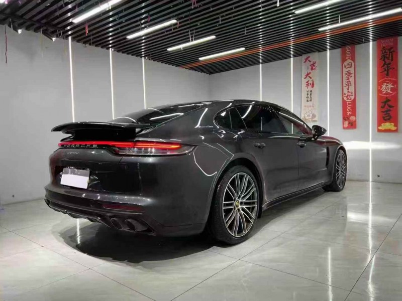 广州21年保时捷帕拉梅拉4