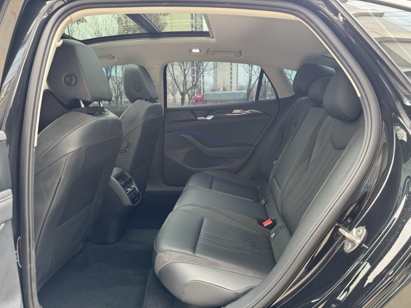 济宁24年大众迈腾5