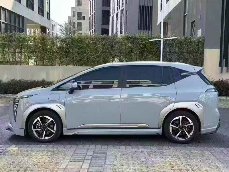 广州25年传祺埃安Y3