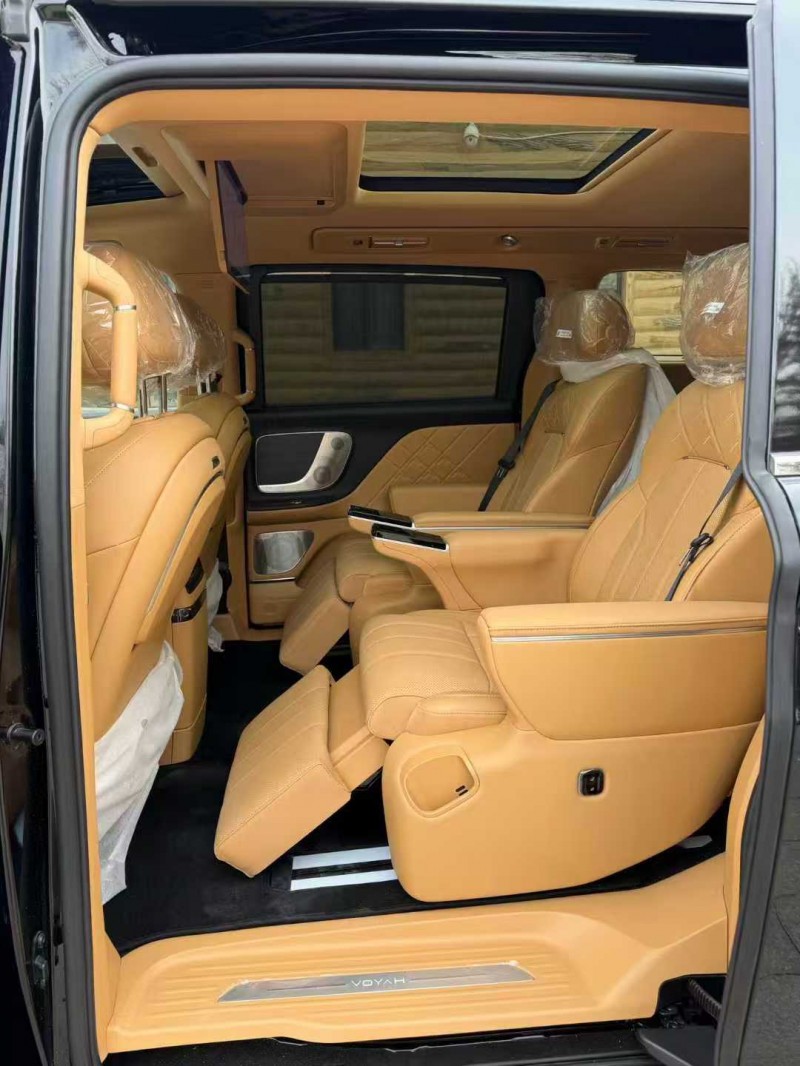 邢台26年岚图汽车梦想家4