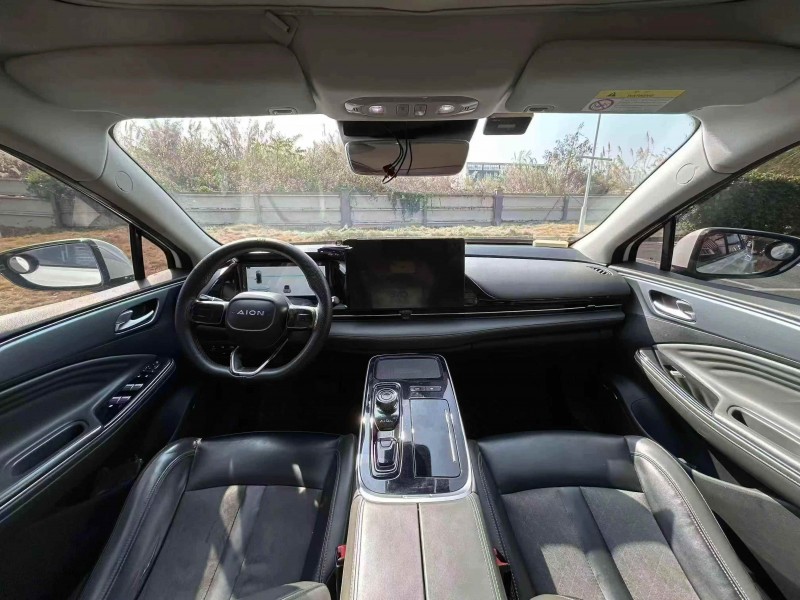 广州22年传祺埃安S4