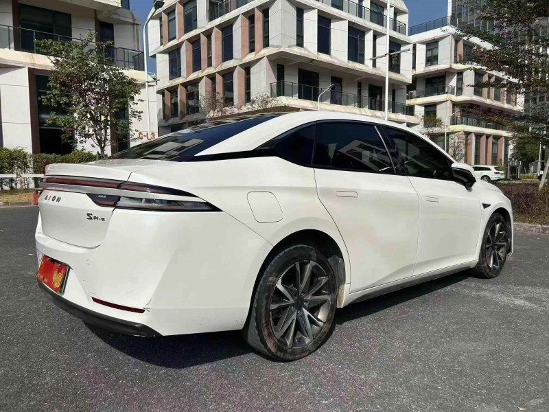 广州22年传祺埃安S9