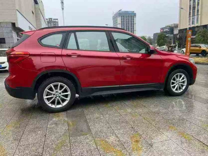 九江19年宝马X17