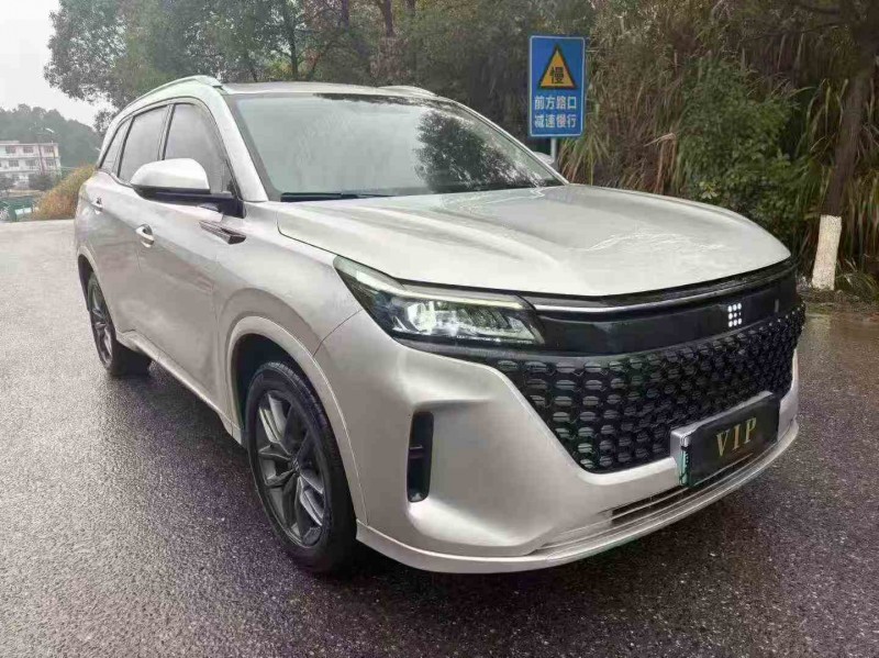 新余24年华为智选问界2