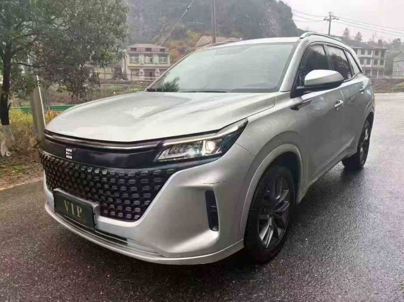 新余24年华为智选问界3