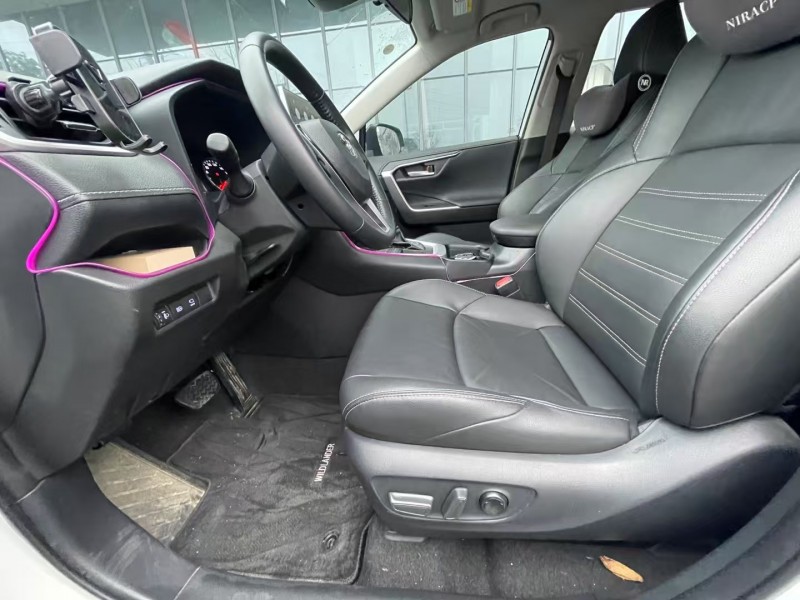 常德22年丰田威兰达3