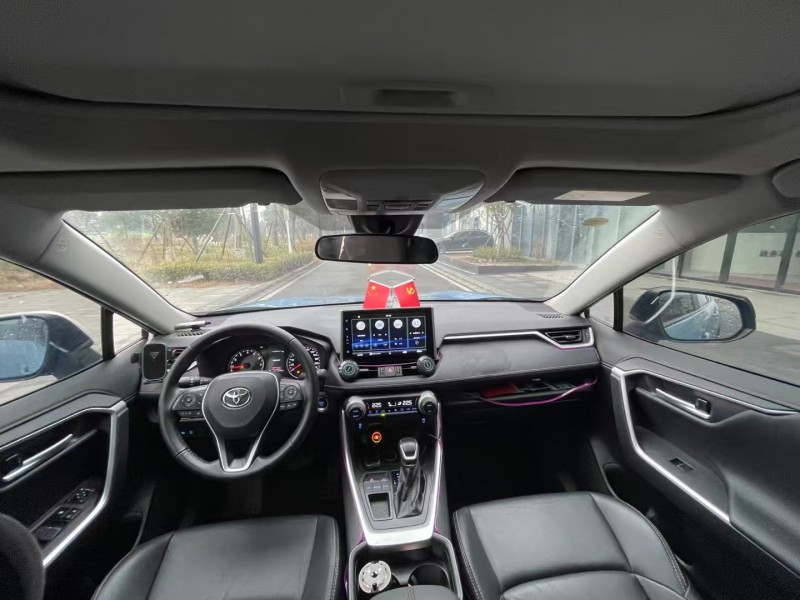 常德22年丰田威兰达4