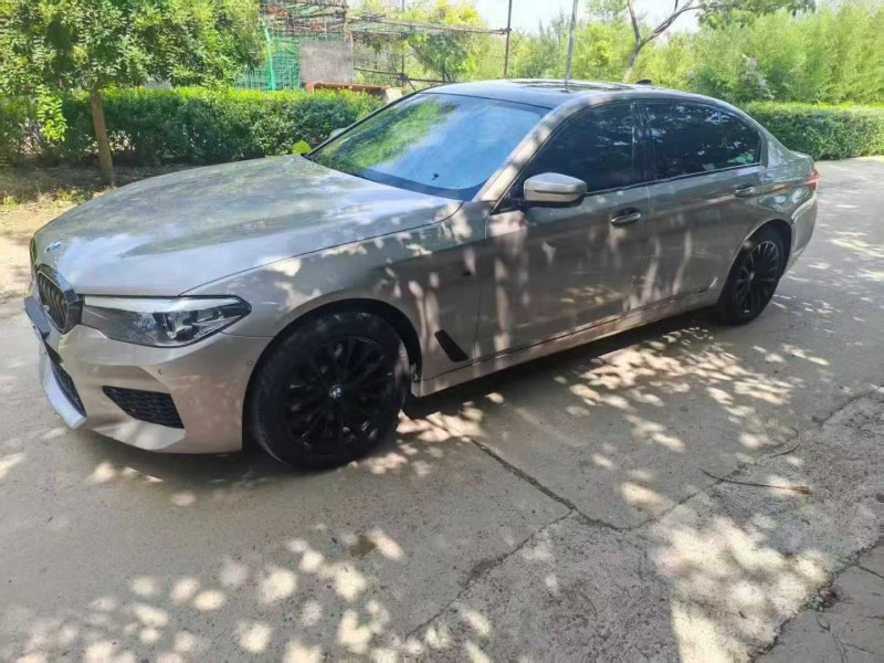 保定18年宝马5系3