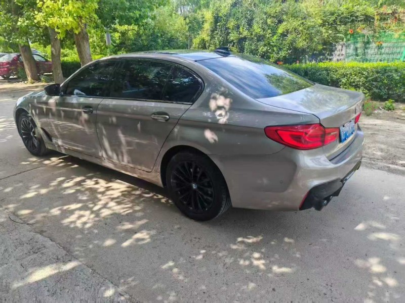 保定18年宝马5系8
