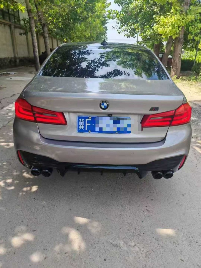 保定18年宝马5系9