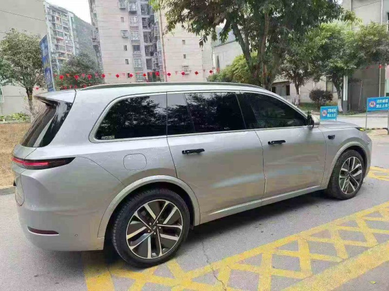 重庆23年理想L98