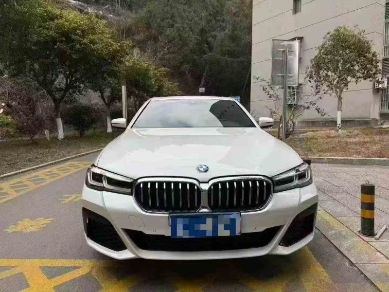 重庆22年宝马5系1