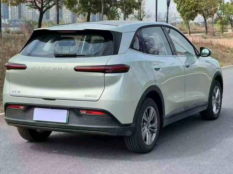 湛江25年奔腾悦意7