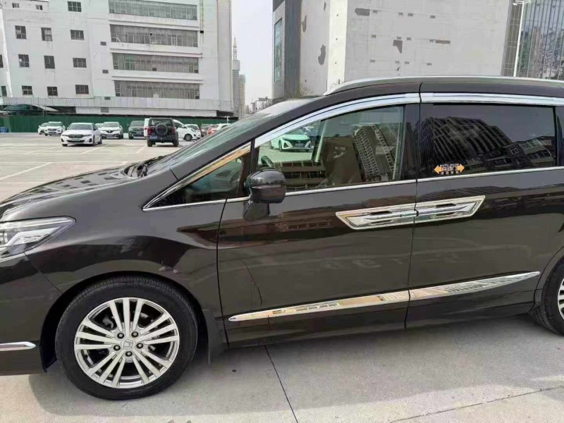 保定19年本田艾力绅2