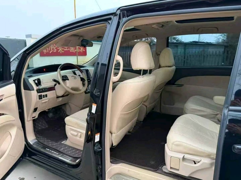 枣庄18年丰田普瑞维亚9