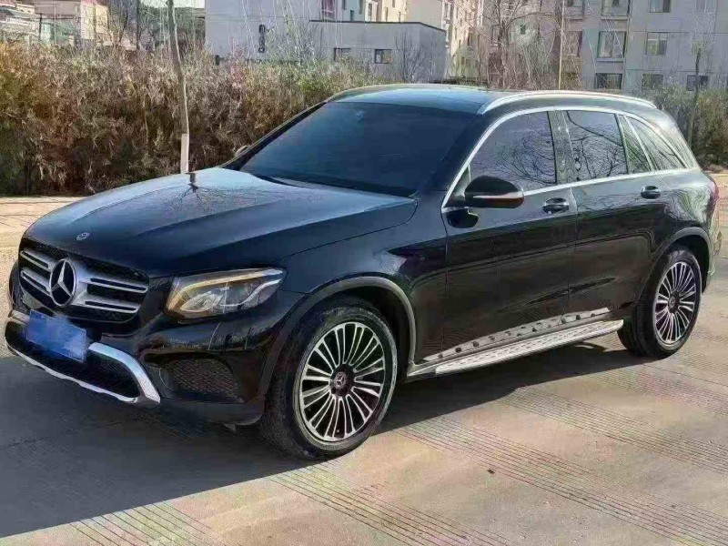 渭南19年奔驰GLC3