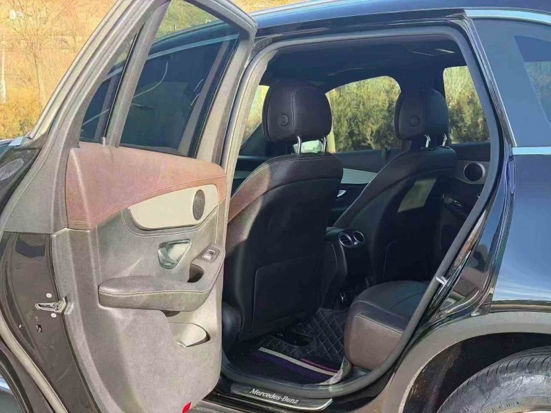 渭南19年奔驰GLC4