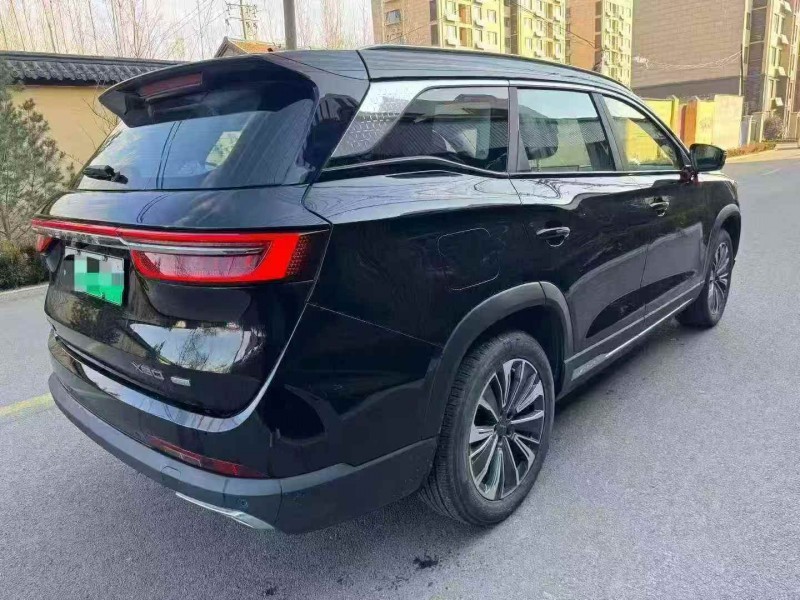 济宁25年奇瑞捷途4