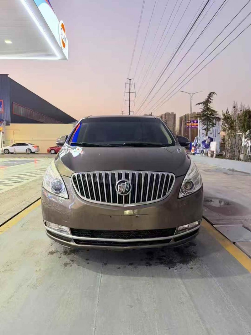 青岛13年别克GL81