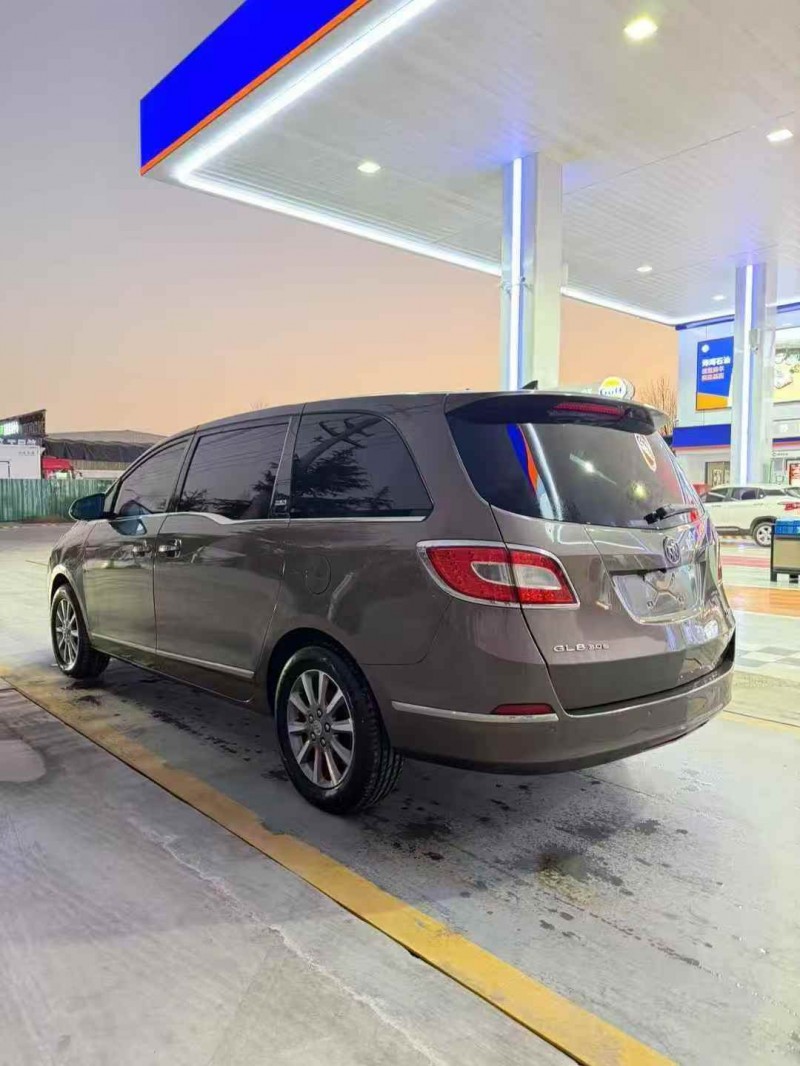 青岛13年别克GL88