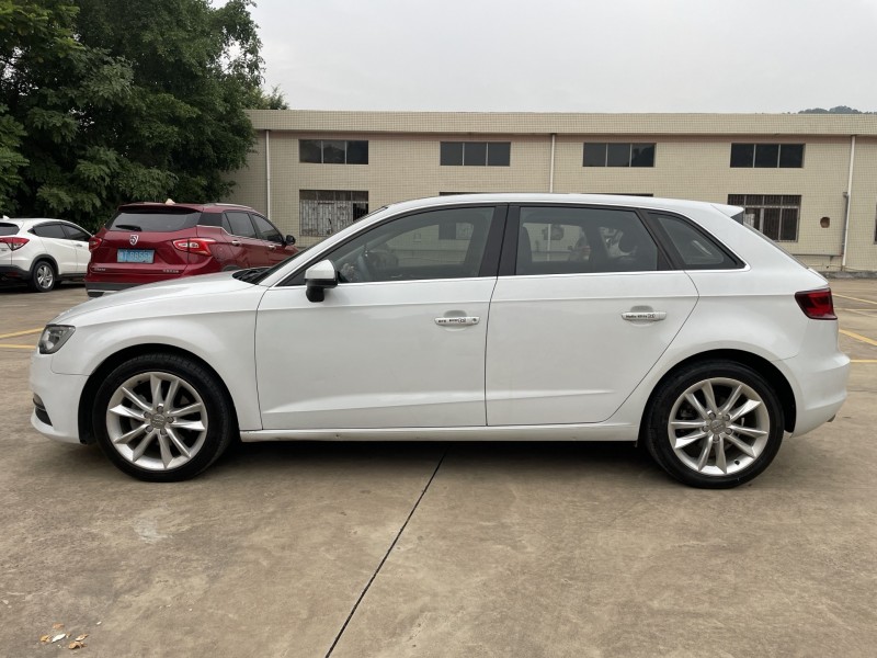 中山16年奥迪A33