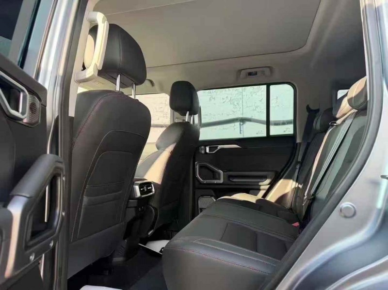 赣州25年奇瑞捷途6