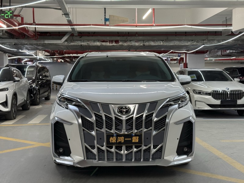 深圳25年丰田塞纳1