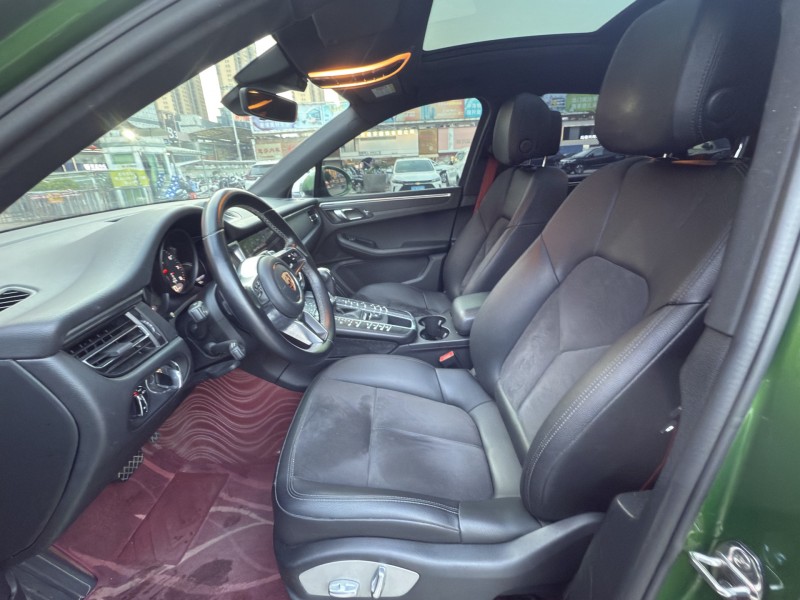 深圳19年保时捷Macan4