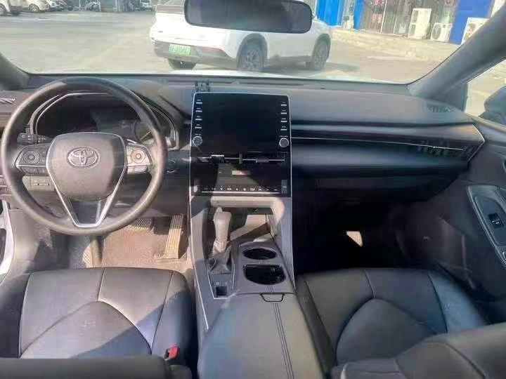 安阳22年丰田亚洲龙8