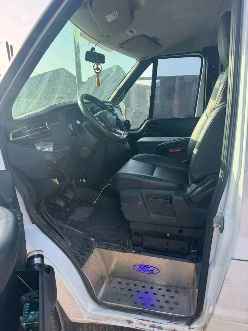 鹤壁24年江铃福顺8