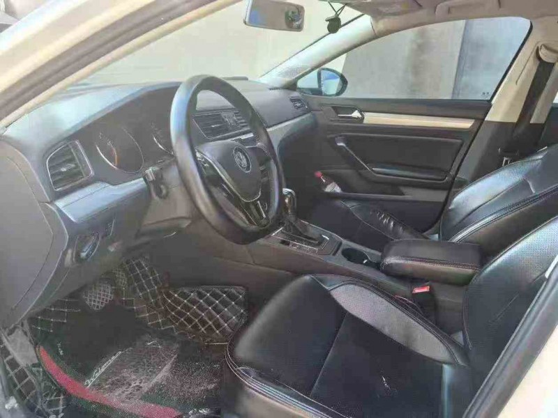 枣庄16年大众凌渡6