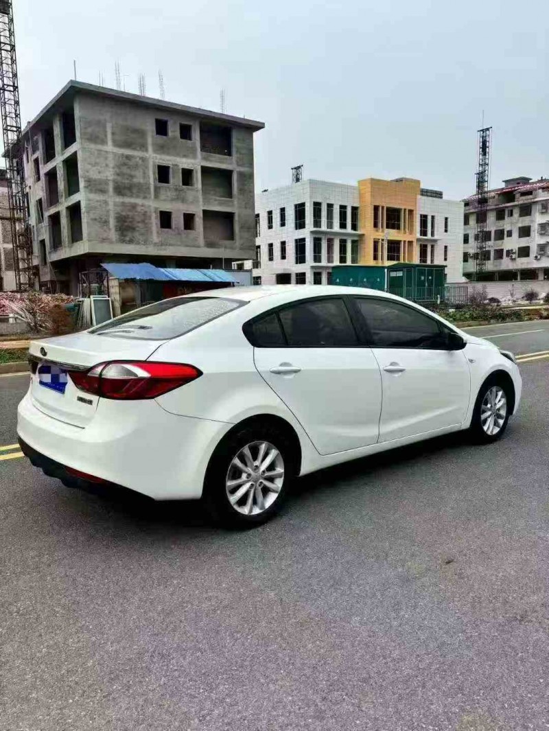 衡阳17年起亚K38