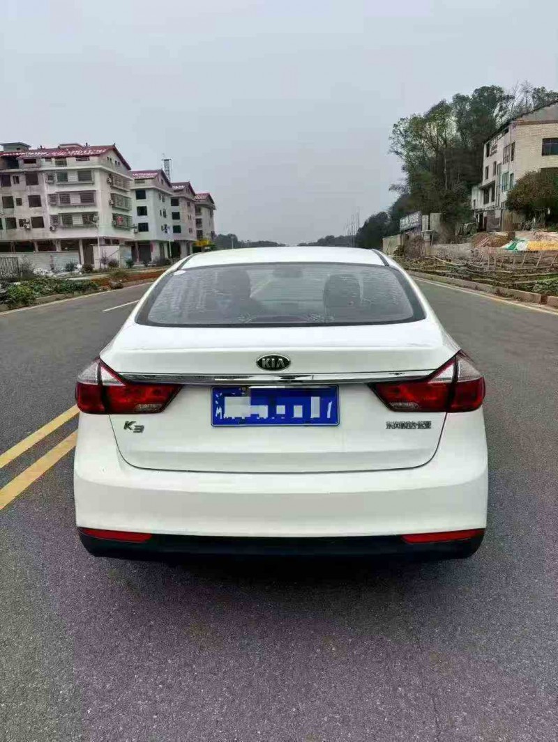 衡阳17年起亚K39