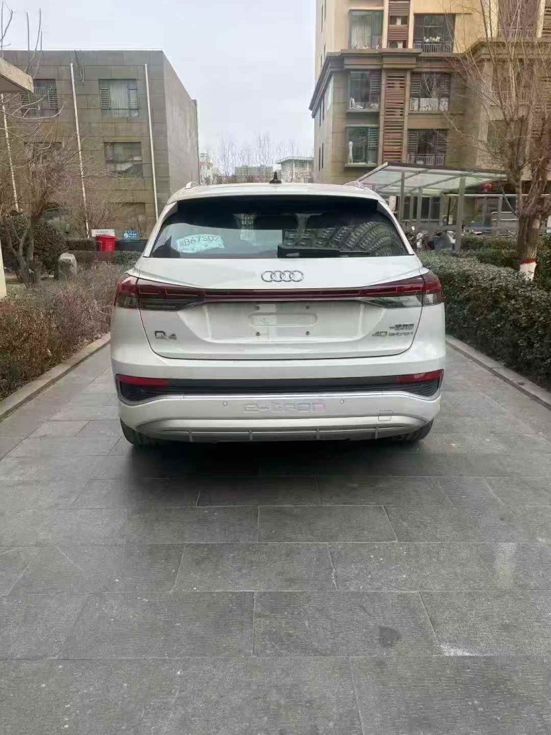 张家口26年奥迪Q49